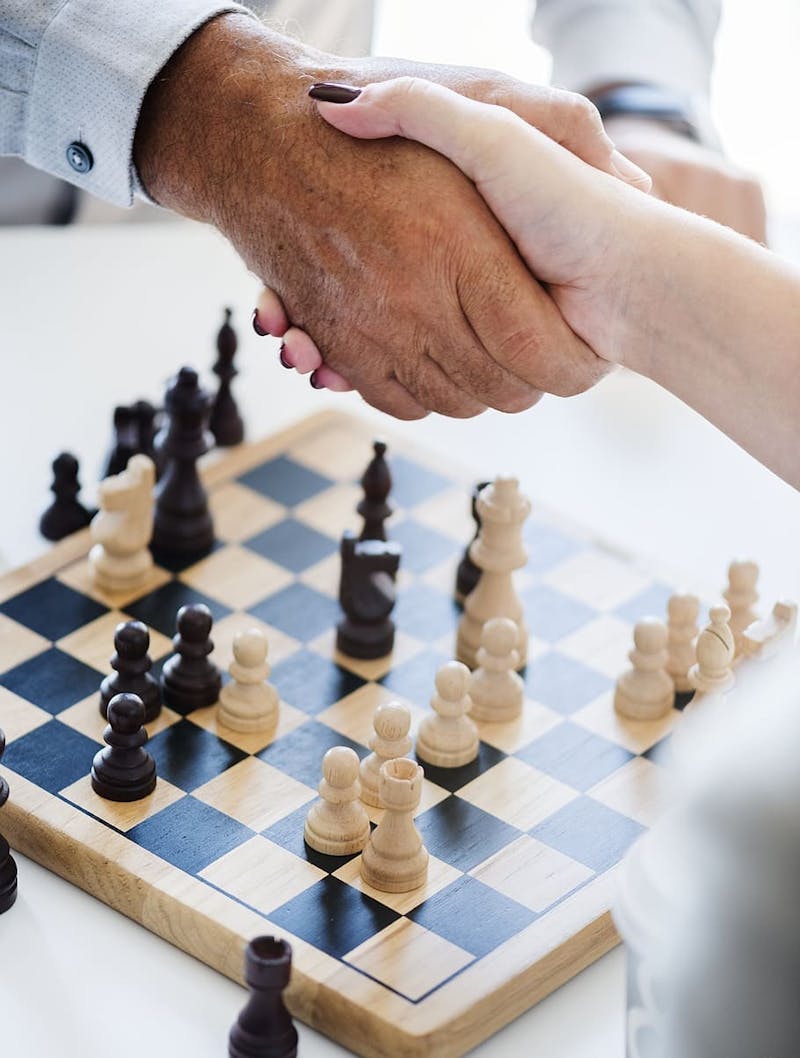 Chess gameplan pawn win